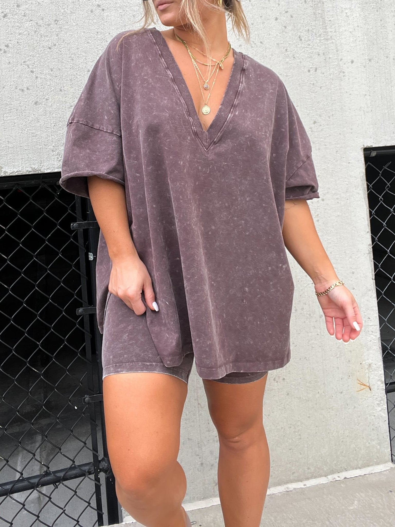 BreezeFit Set - Lässiges Oversized-T-Shirt und Biker-Shorts für ultimativen Komfort und Stil