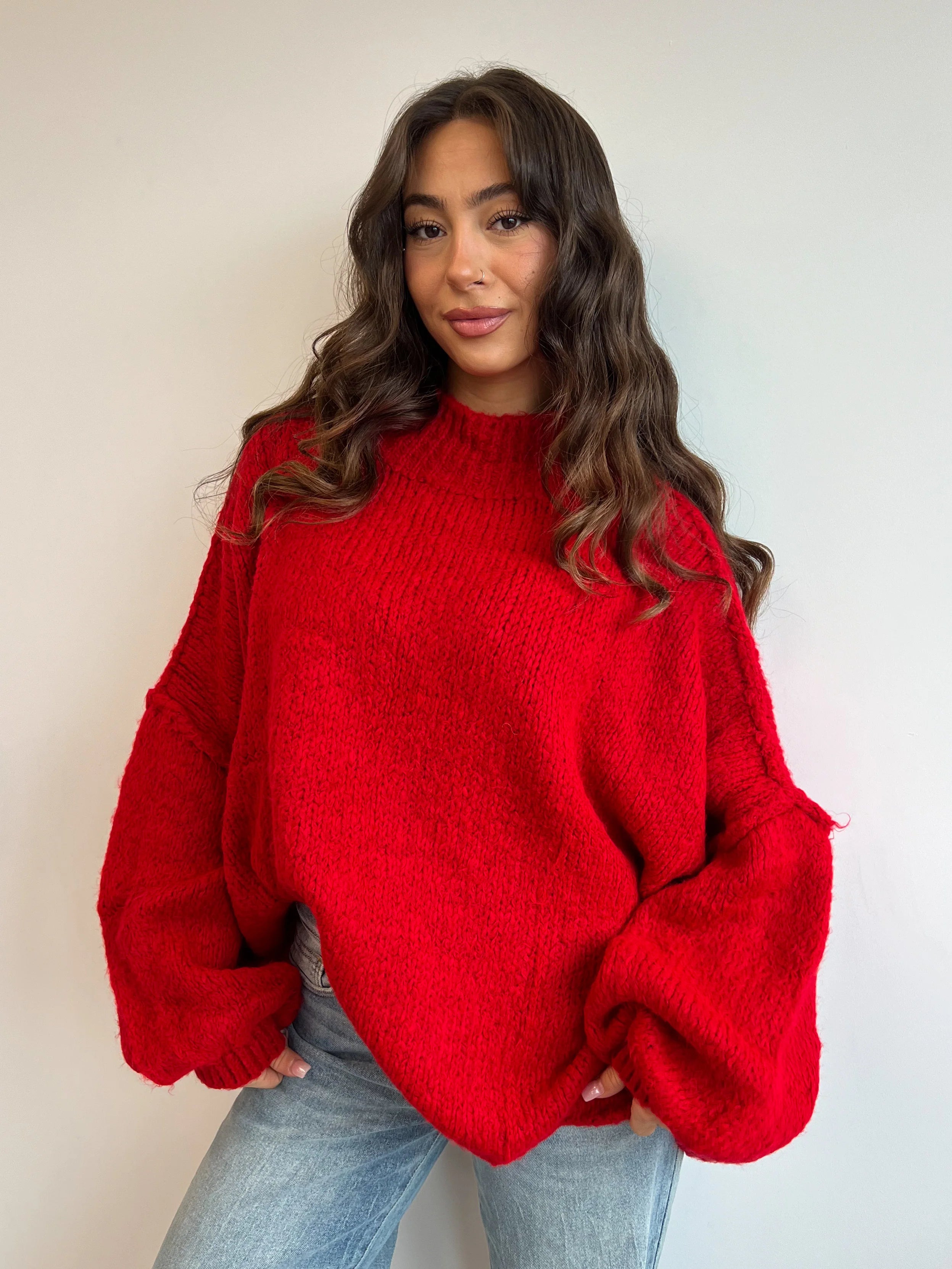 Schwarzer Oversize-Strickpullover - Warme und stilvolle Wahl für den Winter - Weiche Textur