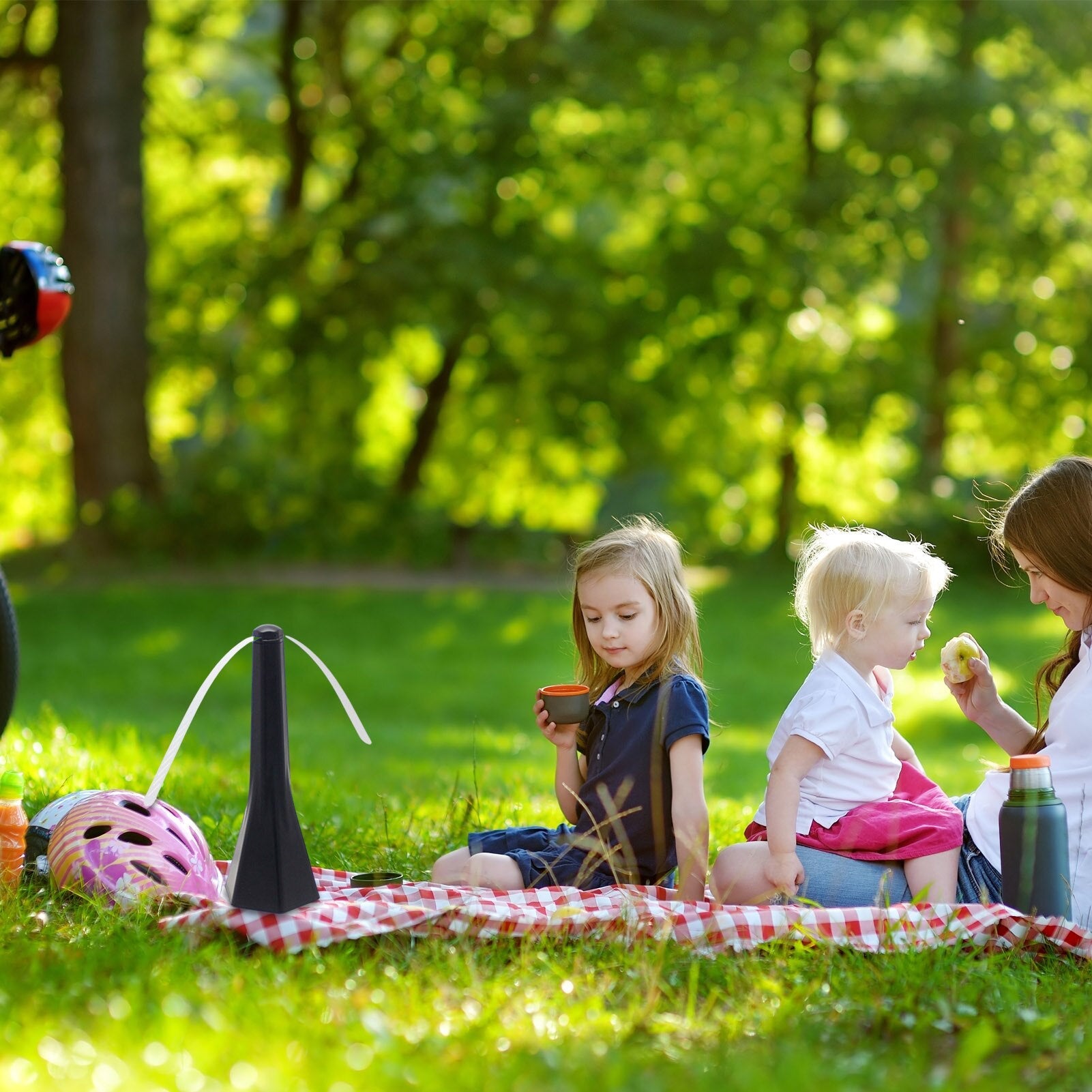 FlyAway - Der ultimative Tisch-Insektenschutzfächer für den Außenbereich